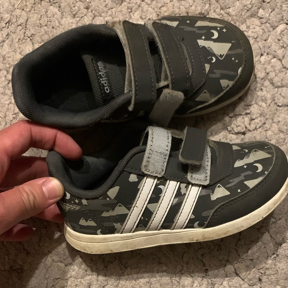 ADIDAS sneakers